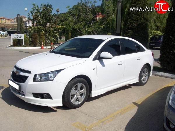 3 899 р. Пороги накладки Sport Style Chevrolet Cruze J300 седан дорестайлинг (2009-2012) (Неокрашенные)  с доставкой в г. Горно‑Алтайск