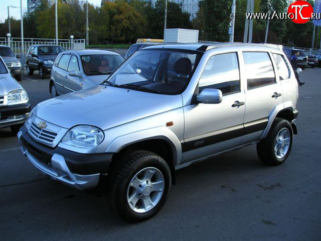 889 р. Накладки на зеркала Трофи после 2005 г.в Chevrolet Niva 2123 дорестайлинг (2002-2008) (Неокрашенные)  с доставкой в г. Горно‑Алтайск