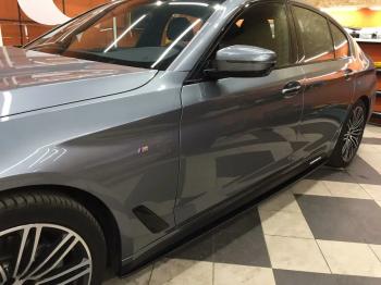 10 999 р. Пластиковые накладки M-порогов  BMW 5 серия  G30 (2016-2020) дорестайлинг, седан  с доставкой в г. Горно‑Алтайск. Увеличить фотографию 5