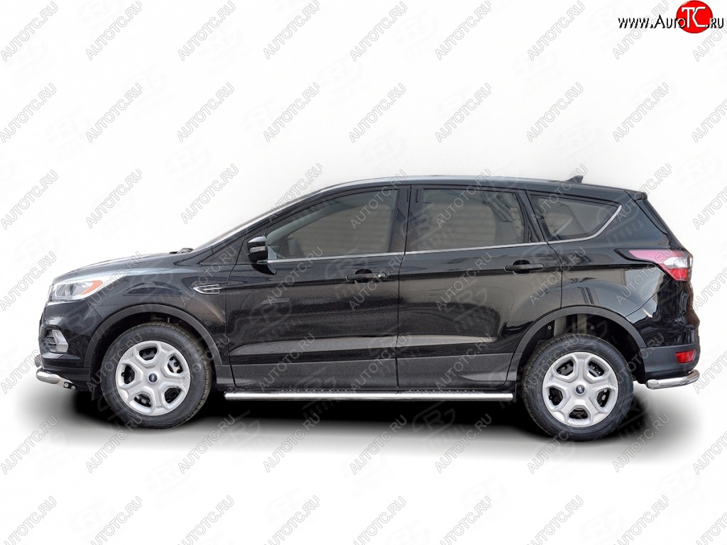 27 699 р. Порожки для ног (труба Ø120х60, овал с проступью) Russtal Ford Kuga 2 рестайлинг (2016-2019)  с доставкой в г. Горно‑Алтайск