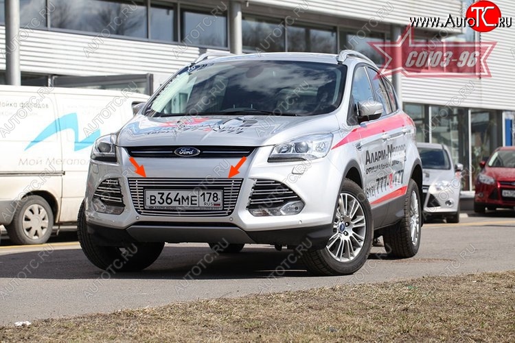 6 209 р. Декоративный элемент воздухозаборника Souz-96 (d10) Ford Kuga 2 дорестайлинг (2013-2016)  с доставкой в г. Горно‑Алтайск