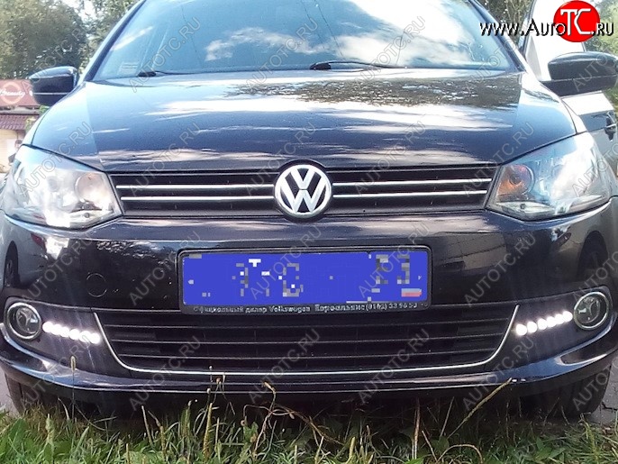 2 079 р. Разработка и создание уникальных дневных ходовых огней LED АвтоТК Volkswagen Polo 5 седан дорестайлинг (2009-2015) (4 LED/модуль, Цвет свечения: холодный белый, Выключение ДХО при габаритах, Взамен ПТФ)  с доставкой в г. Горно‑Алтайск