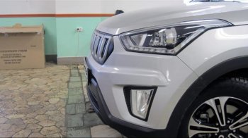 8 099 р. Решётка радиатора Next Hyundai Creta GS дорестайлинг (2015-2019) (цвет: Чёрный матовый с серебристым выделением ноздрей)  с доставкой в г. Горно‑Алтайск. Увеличить фотографию 2