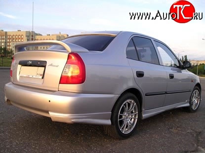 2 899 р. Козырёк на заднее стекло Street Hyundai Accent седан ТагАЗ (2001-2012) (Неокрашенный)  с доставкой в г. Горно‑Алтайск