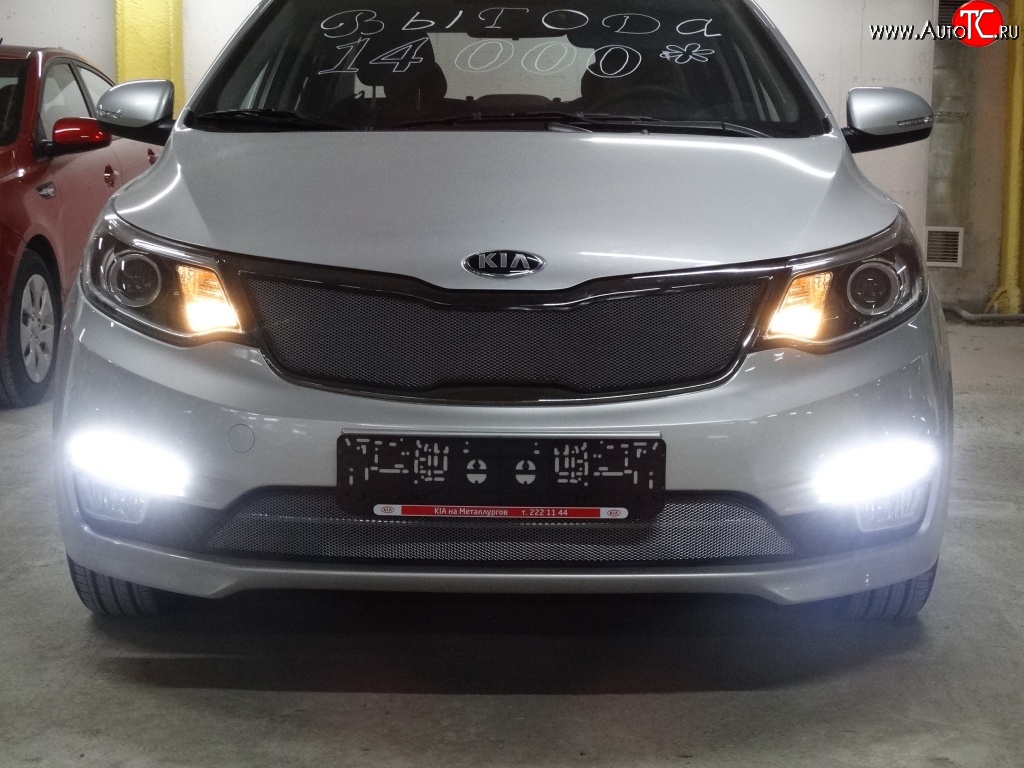 1 539 р. Нижняя сетка на бампер Russtal (хром) KIA Rio 3 QB рестайлинг седан (2015-2017)  с доставкой в г. Горно‑Алтайск