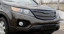 4 999 р. Решётка радиатора RA KIA Sorento XM дорестайлинг (2009-2012) (Глянец под окраску, с металлической сеткой, Неокрашенная)  с доставкой в г. Горно‑Алтайск. Увеличить фотографию 2