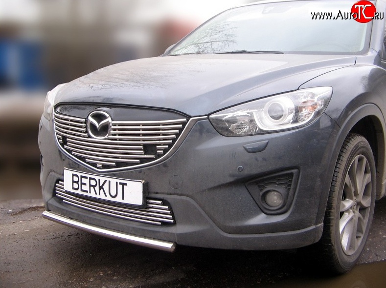 9 399 р. Декоративная вставка решетки радиатора Berkut Mazda CX-5 KE рестайлинг (2015-2017)  с доставкой в г. Горно‑Алтайск