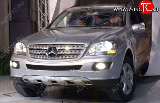 17 299 р. Накладка на передний бампер CT Mercedes-Benz ML class W164 дорестайлинг (2005-2008) (Неокрашенная)  с доставкой в г. Горно‑Алтайск