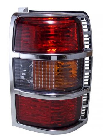 Правый фонарь (хром/хрусталь) SAT Mitsubishi Pajero ( 2 V30/V40 5 дв.,  2 V20) (1991-1997) дорестайлинг, дорестайлинг