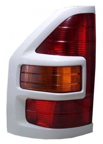 Правый задний фонарь SAT (белая окантовка) Mitsubishi Pajero ( 3 V70,  3 V60) (1999-2003) дорестайлинг, дорестайлинг
