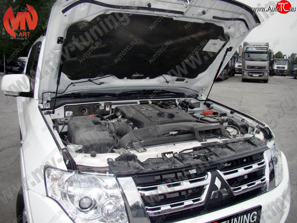 4 099 р. Упор капота MV-Tuning (двойной) Mitsubishi Pajero 4 V80 3 дв. 1-ый рестайлинг (2011-2014)  с доставкой в г. Горно‑Алтайск