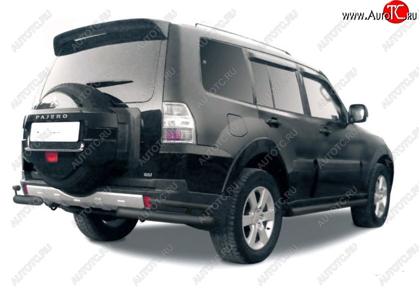 4 399 р. Защита заднего бампера (уголки, 2 трубы d76 и 42 mm) Mitsubishi Pajero 4 V90 дорестайлинг (2006-2011) (сталь, черный цвет)  с доставкой в г. Горно‑Алтайск