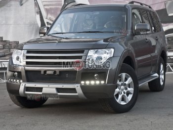 8 199 р. Решётка радиатора BROOMER Design Mitsubishi Pajero 4 V90 дорестайлинг (2006-2011) (Неокрашенная)  с доставкой в г. Горно‑Алтайск. Увеличить фотографию 2