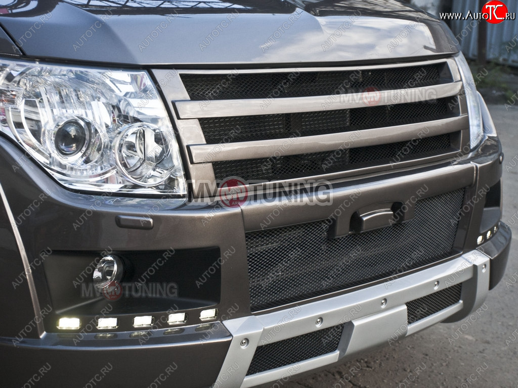 8 199 р. Решётка радиатора BROOMER Design Mitsubishi Pajero 4 V90 дорестайлинг (2006-2011) (Неокрашенная)  с доставкой в г. Горно‑Алтайск