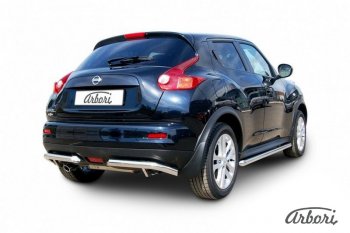 10 619 р. Защита заднего бампера Arbori (уголки, нержавейка, 1 труба d57 mm). Nissan Juke 1 YF15 дорестайлинг (2010-2014)  с доставкой в г. Горно‑Алтайск. Увеличить фотографию 2