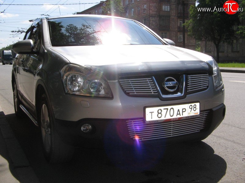 4 399 р. Декоративная вставка решетки радиатора Berkut Nissan Qashqai 1 дорестайлинг (2007-2010)  с доставкой в г. Горно‑Алтайск