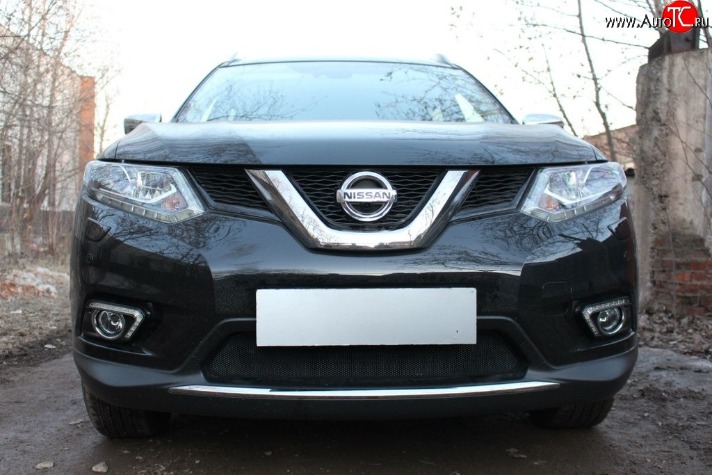 1 469 р. Сетка на бампер Russtal (черная) Nissan X-trail 3 T32 рестайлинг (2017-2022)  с доставкой в г. Горно‑Алтайск