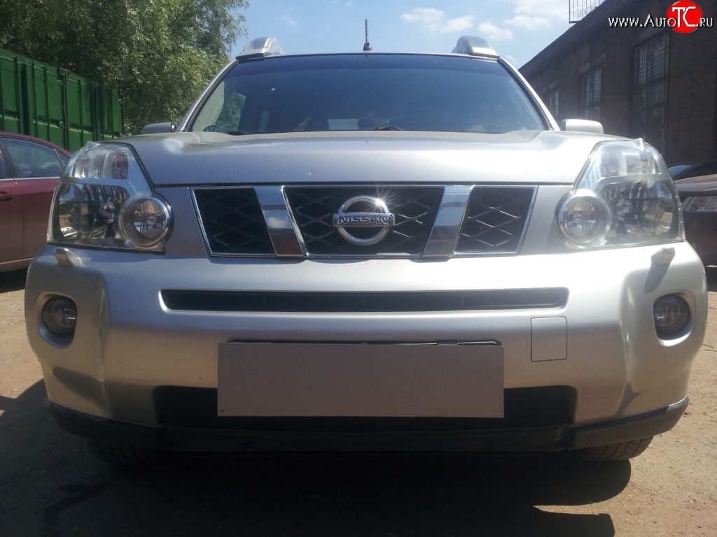 1 229 р. Сетка верхнего воздухозаборника переднего бампера Russtal  Nissan X-trail  2 T31 (2007-2011) дорестайлинг (черная)  с доставкой в г. Горно‑Алтайск