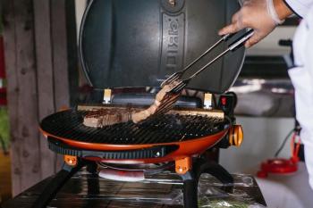 40 899 р. Гриль газовый O-GRILL 500MT оранжевый, с термометром (в комплекте адаптер тип А) O-GRILL 500mt-orange  с доставкой в г. Горно‑Алтайск. Увеличить фотографию 29