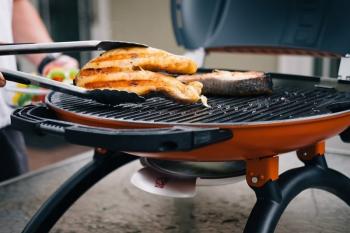 50 899 р. Гриль газовый O-GRILL 900МT bicolor черный-кремовый (в комплекте адаптер тип А) O-GRILL 900mt-cream  с доставкой в г. Горно‑Алтайск. Увеличить фотографию 3