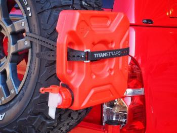 2 379 р. Ремень крепёжный TitanStraps Industrial черный L = 64 см (Dmax = 18 см, Dmin = 5,5 см) TitanStraps tsi-0125-blk  с доставкой в г. Горно‑Алтайск. Увеличить фотографию 4