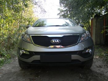 Защитная сетка в бампер (верх, ячейка 3х7 мм) Alfeco Стандарт KIA (КИА) Sportage (Спортаж)  3 SL (2010-2014) 3 SL дорестайлинг  (Чёрная)