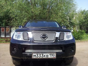 3 589 р. Защитная сетка в бампер (низ, ячейка 3х7 мм) Стрелка11 Стандарт  Nissan Navara  2 D40 - Pathfinder  R51 (Хром)  с доставкой в г. Горно‑Алтайск. Увеличить фотографию 4