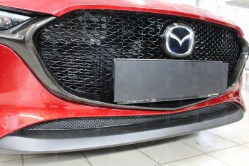 3 599 р. Защитная сетка в бампер (низ, ячейка 4х10 мм) Alfeco Премиум Mazda 3/Axela BP хэтчбэк (2019-2024) (Чёрная)  с доставкой в г. Горно‑Алтайск. Увеличить фотографию 3