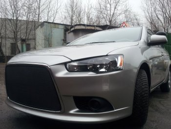 5 999 р. Защитная сетка в бампер (ячейка 3х7 мм) Alfeco Стандарт Mitsubishi Lancer 10 седан рестайлинг (2011-2017) (Чёрная)  с доставкой в г. Горно‑Алтайск. Увеличить фотографию 3