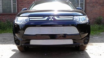 3 799 р. Защитная сетка в бампер (низ, ячейка 3х7 мм) Alfeco Стандарт Mitsubishi Outlander GF дорестайлинг (2012-2014) (Хром)  с доставкой в г. Горно‑Алтайск. Увеличить фотографию 3