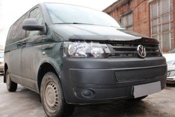 4 199 р. Защитная сетка в бампер (низ, ячейка 4х10 мм) Стрелка11 Премиум Volkswagen Caravelle T5 рестайлинг (2009-2015) (Чёрная)  с доставкой в г. Горно‑Алтайск. Увеличить фотографию 2