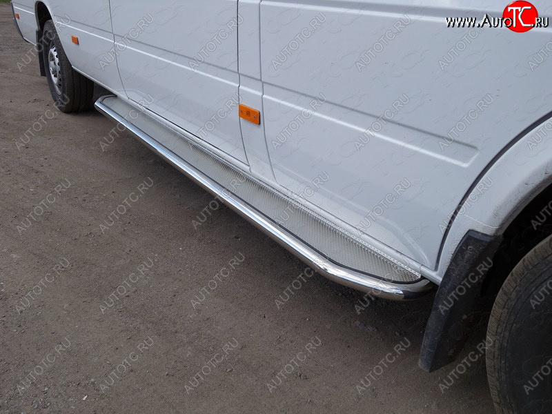 33 899 р. Порог с площадкой d42,4 мм ТСС Тюнинг  Mercedes-Benz Sprinter  W906 (2014-2018) рестайлинг (нержавейка лист)  с доставкой в г. Горно‑Алтайск