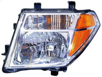 Левая фара BodyParts Nissan Pathfinder R51 дорестайлинг (2004-2007)