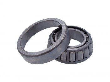 Подшипник передней ступицы NISSAN ATLASCONDOR 89- NSK HR32208J-A-1