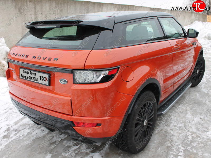 21 349 р. Пороги алюминиевые с пластиковой накладкой, ТСС Тюнинг  Land Rover Range Rover Evoque  1 L538 (2015-2018) рестайлинг 3 дв. (карбон серебро )  с доставкой в г. Горно‑Алтайск