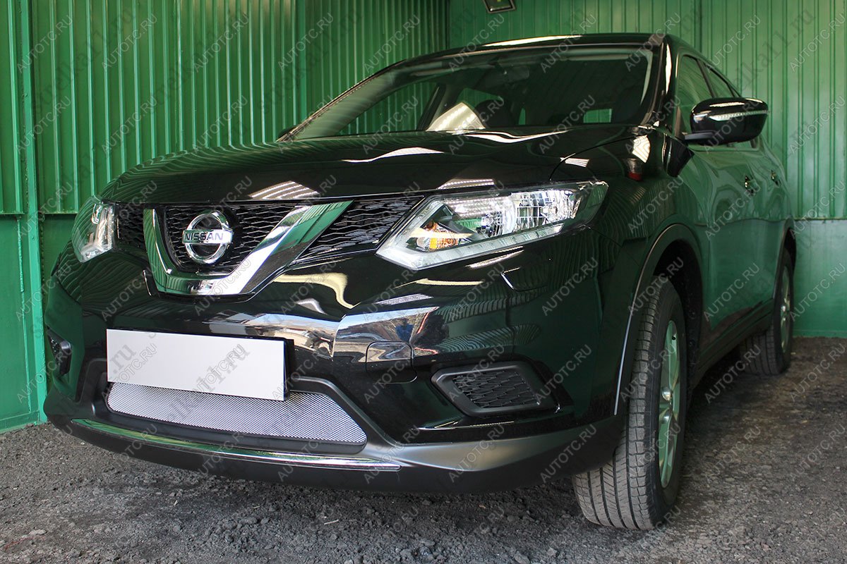 4 299 р. Защита радиатора (низ) Стандарт  Nissan X-trail  3 T32 (2013-2018) дорестайлинг (хром)  с доставкой в г. Горно‑Алтайск