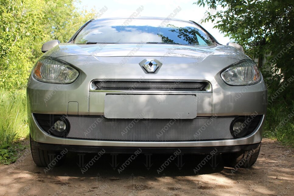 3 099 р. Защита радиатора (верх) Стрелка11 Стандарт    Renault Fluence (2010-2012) дорестайлинг (хром)  с доставкой в г. Горно‑Алтайск