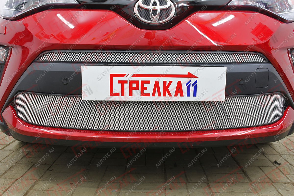 2 799 р. Защита радиатора (верх) Стрелка11 Стандарт  Toyota C-HR  NGX10, ZGX10 (2019-2024) рестайлинг (хром)  с доставкой в г. Горно‑Алтайск