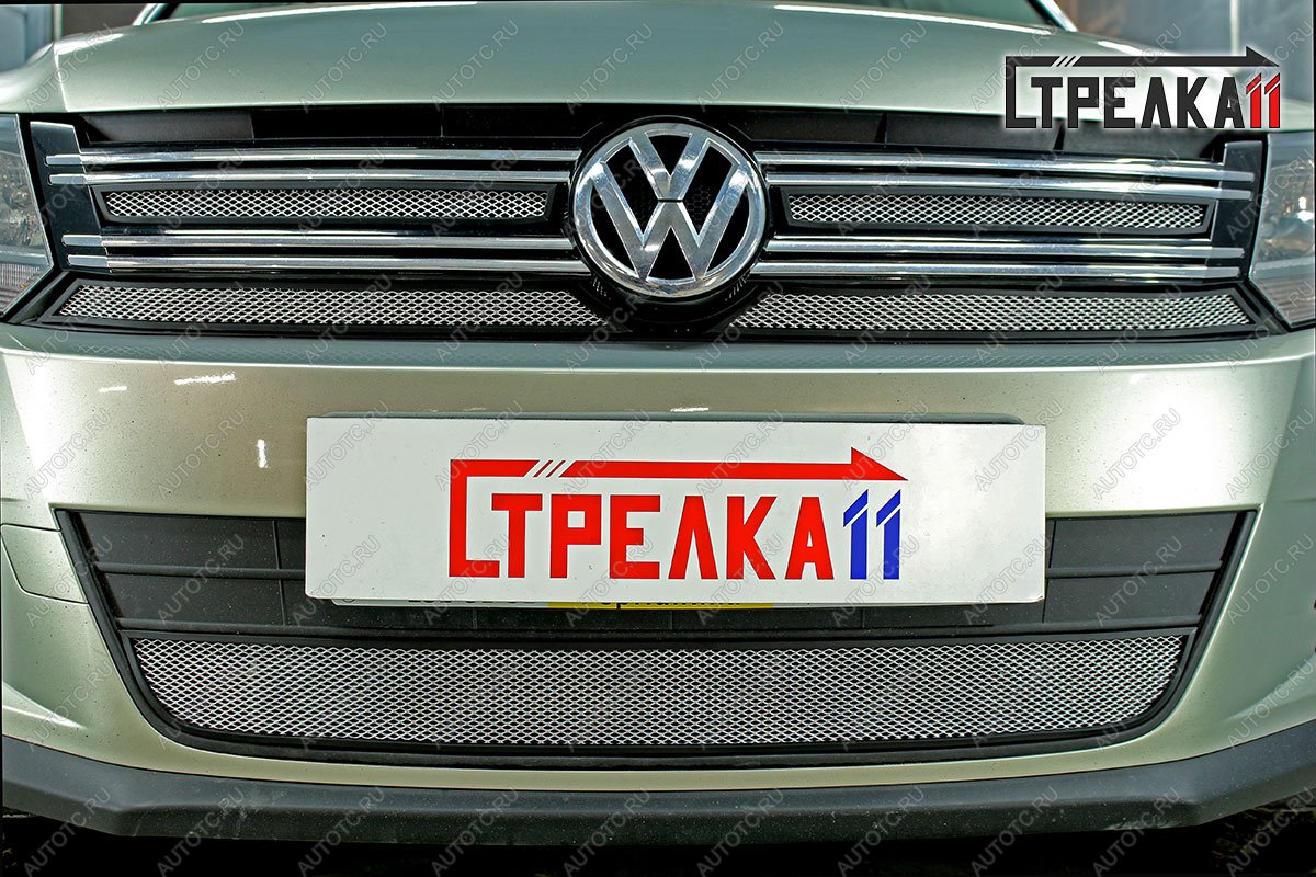 4 849 р. Защита радиатора (верх 4 части) Стрелка11 Стандарт  Volkswagen Tiguan  NF (2011-2017) рестайлинг (хром)  с доставкой в г. Горно‑Алтайск