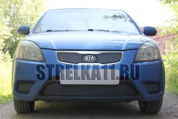 969 р. Зимняя заглушка решетки радиатора (верх) Стрелка11  KIA Rio  2 JB (2009-2011) рестайлинг седан, рестайлинг, хэтчбэк 5 дв. (черная)  с доставкой в г. Горно‑Алтайск. Увеличить фотографию 1