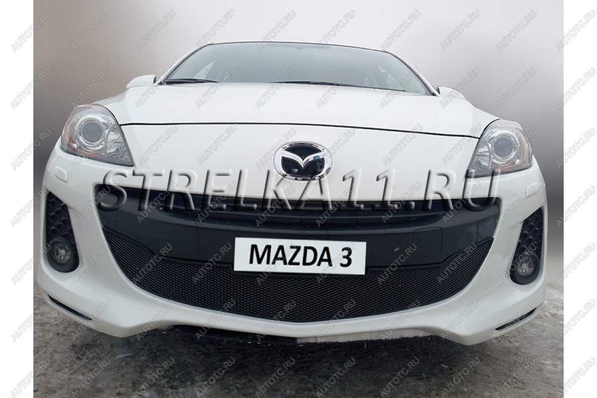 799 р. Зимняя заглушка решетки радиатора Стрелка11  Mazda 3/Axela  BL (2011-2013) рестайлинг седан, рестайлинг, хэтчбэк (черная)  с доставкой в г. Горно‑Алтайск