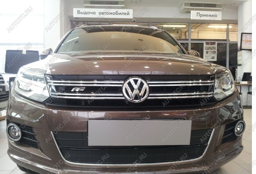 11 549 р. Защита радиатора (низ с парктроником) Стрелка11 Премиум  Volkswagen Tiguan  Mk2 (2016-2020) дорестайлинг (хром)  с доставкой в г. Горно‑Алтайск