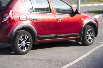 1 959 р. Накладки на колёсную арку RA (задняя правая)  Renault Sandero Stepway  (BS) (2010-2014) (Поверхность шагрень)  с доставкой в г. Горно‑Алтайск. Увеличить фотографию 2