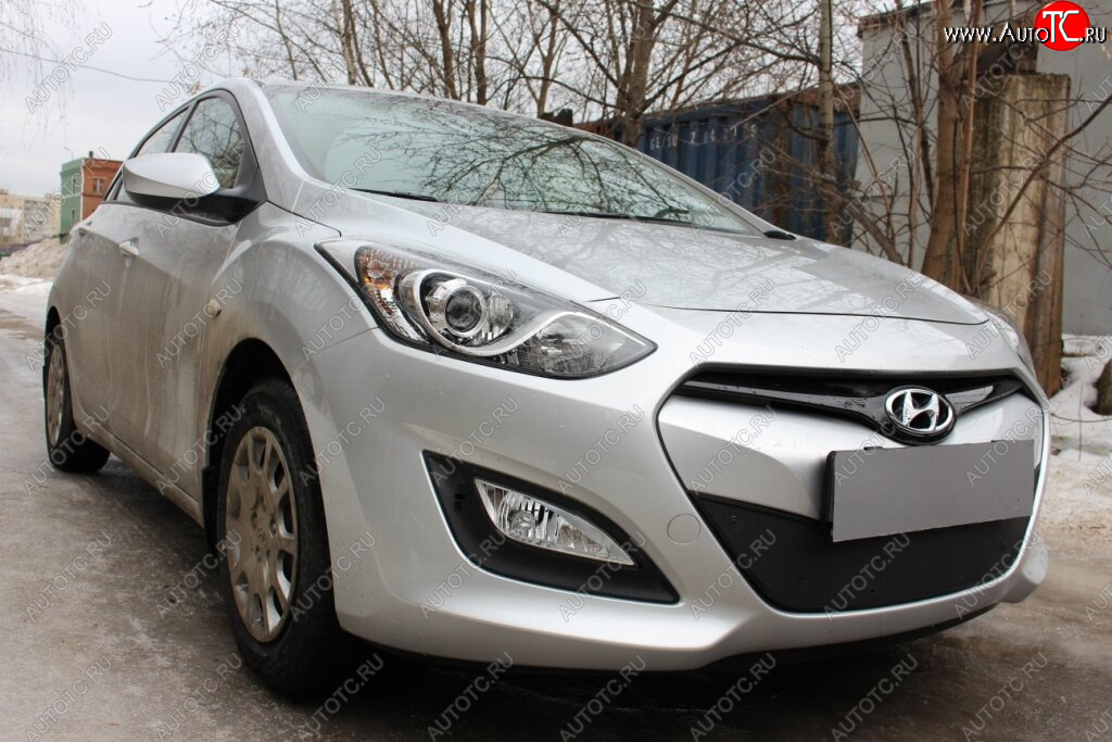 3 179 р.           Защита радиатора Hyundai i30 2013-2015 black  Hyundai I30  2 GD (2011-2015) дорестайлинг универсал, дорестайлинг, хэтчбэк 5 дв. (черная)  с доставкой в г. Горно‑Алтайск