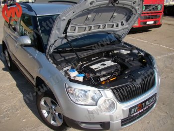 2 969 р. Упор капота MV-Tuning (одинарный) Skoda Yeti (2013-2018)  с доставкой в г. Горно‑Алтайск. Увеличить фотографию 4