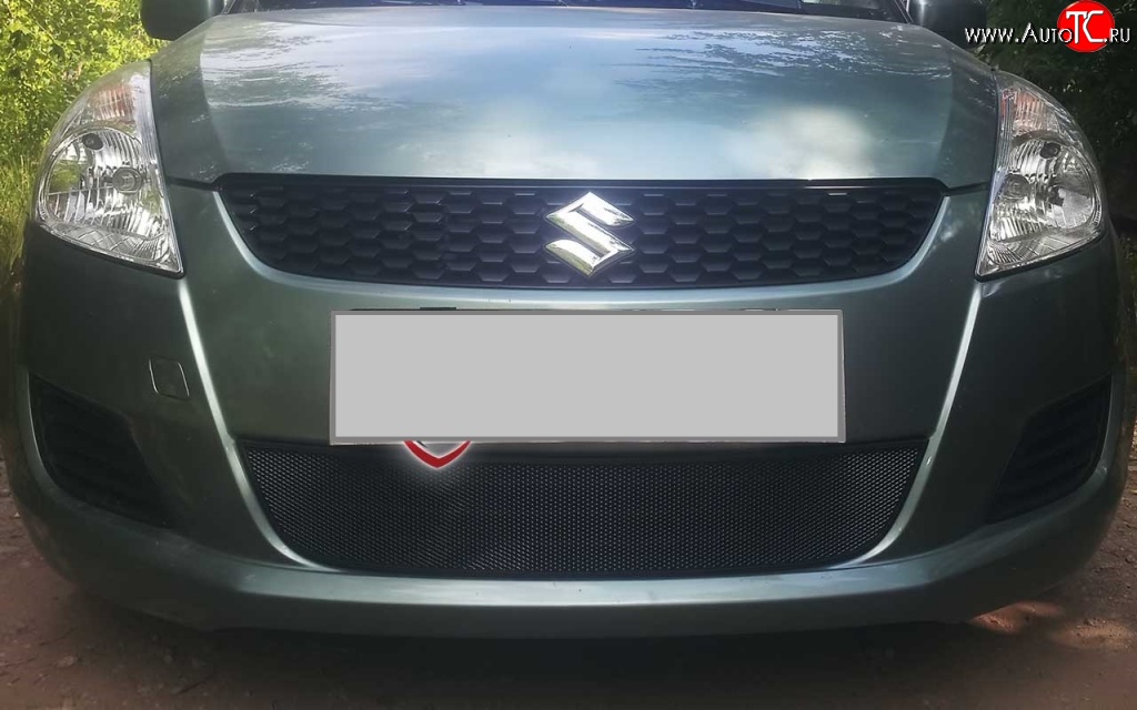 1 469 р. Сетка на бампер Russtal (черная) Suzuki Swift ZC72S дорестайлинг, хэтчбэк 5 дв. (2010-2013)  с доставкой в г. Горно‑Алтайск