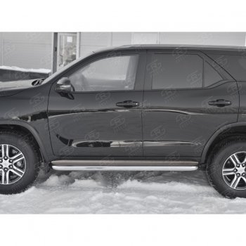 43 999 р. Порожки для ног (труба Ø63) SLITKOFF Toyota Fortuner AN160 дорестайлинг (2015-2020) (лист - нержавейка, профиль - нержавейка)  с доставкой в г. Горно‑Алтайск. Увеличить фотографию 2