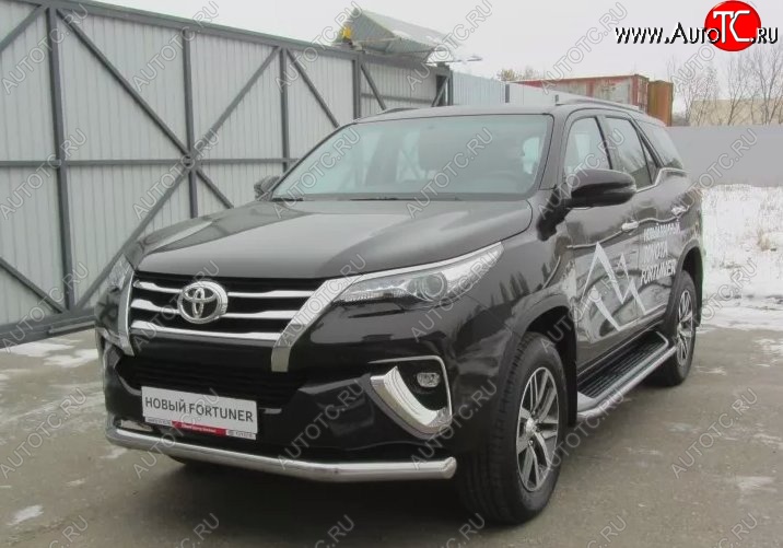 18 999 р. Одинарная защита переднего бампера диаметром 76 мм Slitkoff  Toyota Fortuner  AN160 (2015-2020) дорестайлинг (Цвет: нержавеющая полированная сталь)  с доставкой в г. Горно‑Алтайск