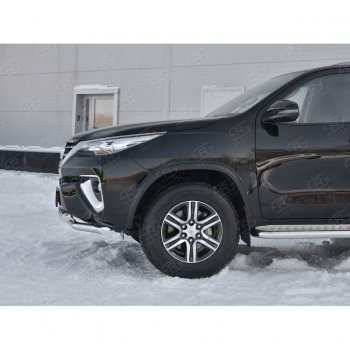 28 799 р. Защита переднего бампера (Ø63 мм с клыками, нержавейка) SLITKOFF Toyota Fortuner AN160 дорестайлинг (2015-2020)  с доставкой в г. Горно‑Алтайск. Увеличить фотографию 3