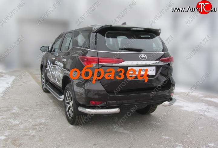 9 999 р. Уголки d76 Toyota Fortuner AN160 дорестайлинг (2015-2020) (Цвет: серебристый)  с доставкой в г. Горно‑Алтайск